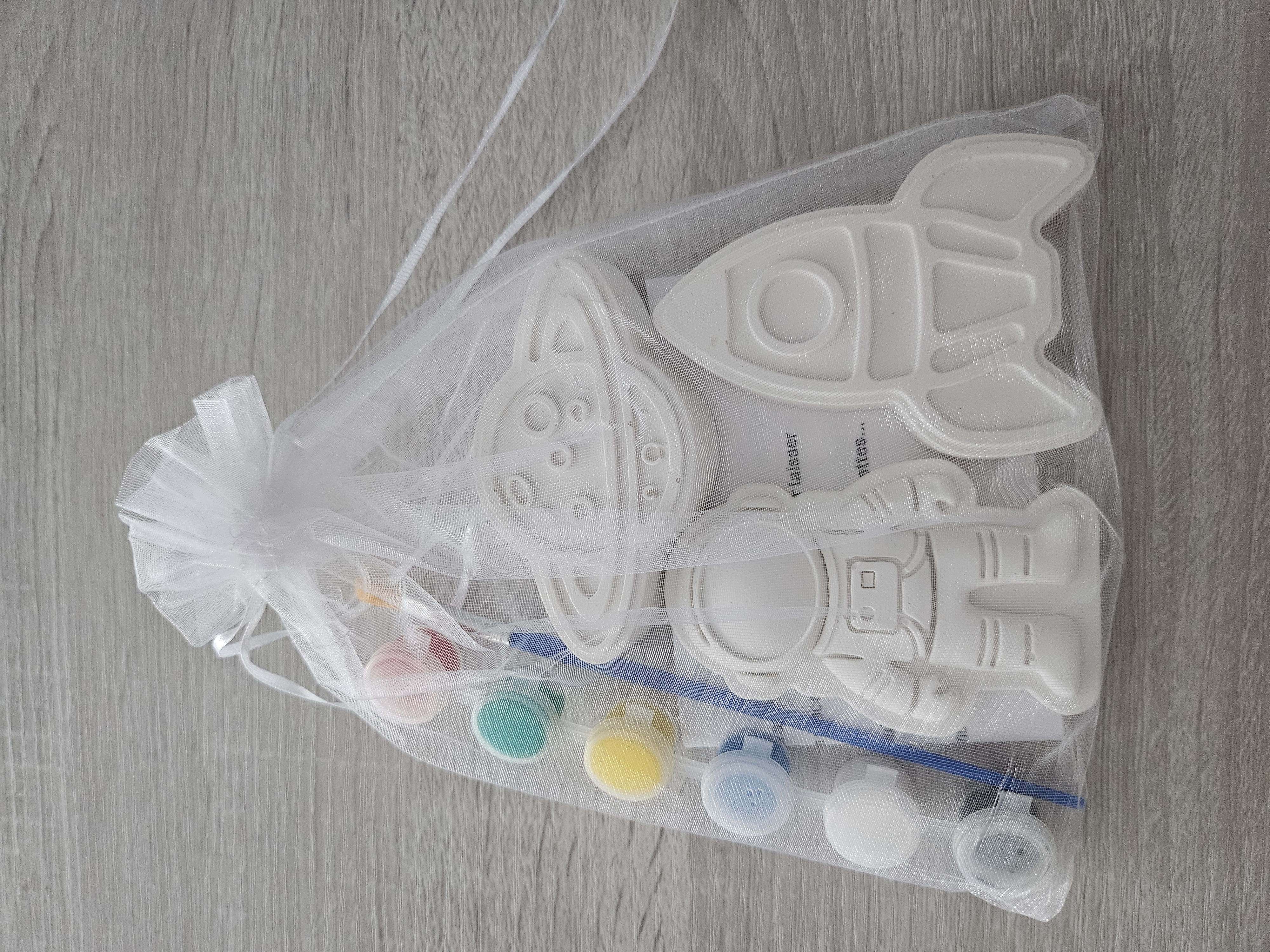 Kit créatif de 3 Gnomes à peindre  - vue produit